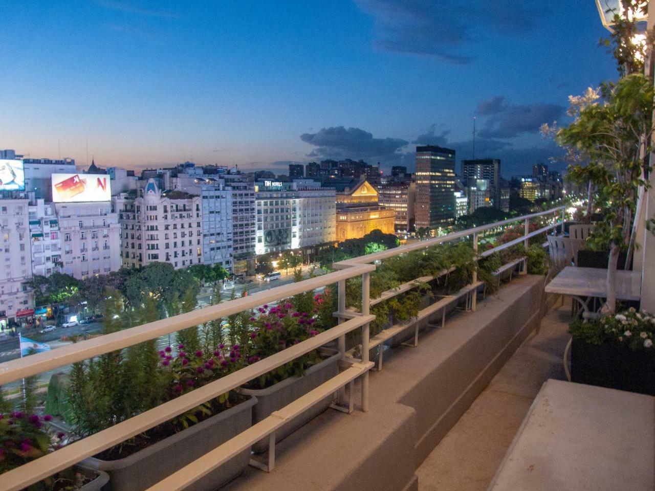 Penthouse Frente Al Obelisco Con Terraza Apartment Buenos Aires Exterior foto